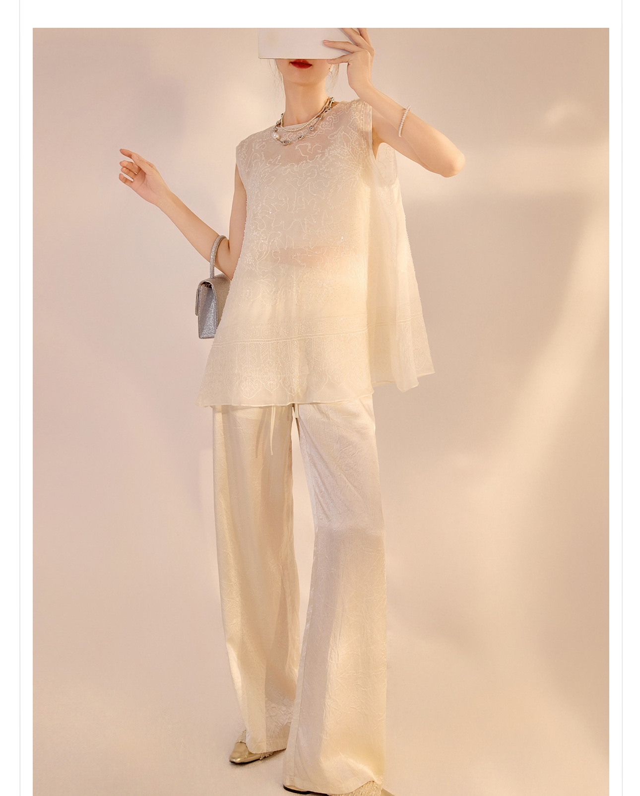 Áo vest gile nữ cổ tròn lụa tơ tằm đính hạt cao cấp phong cách Trung Quốc mới M7064 — Màu đen, Màu mơ chi tiết 13
