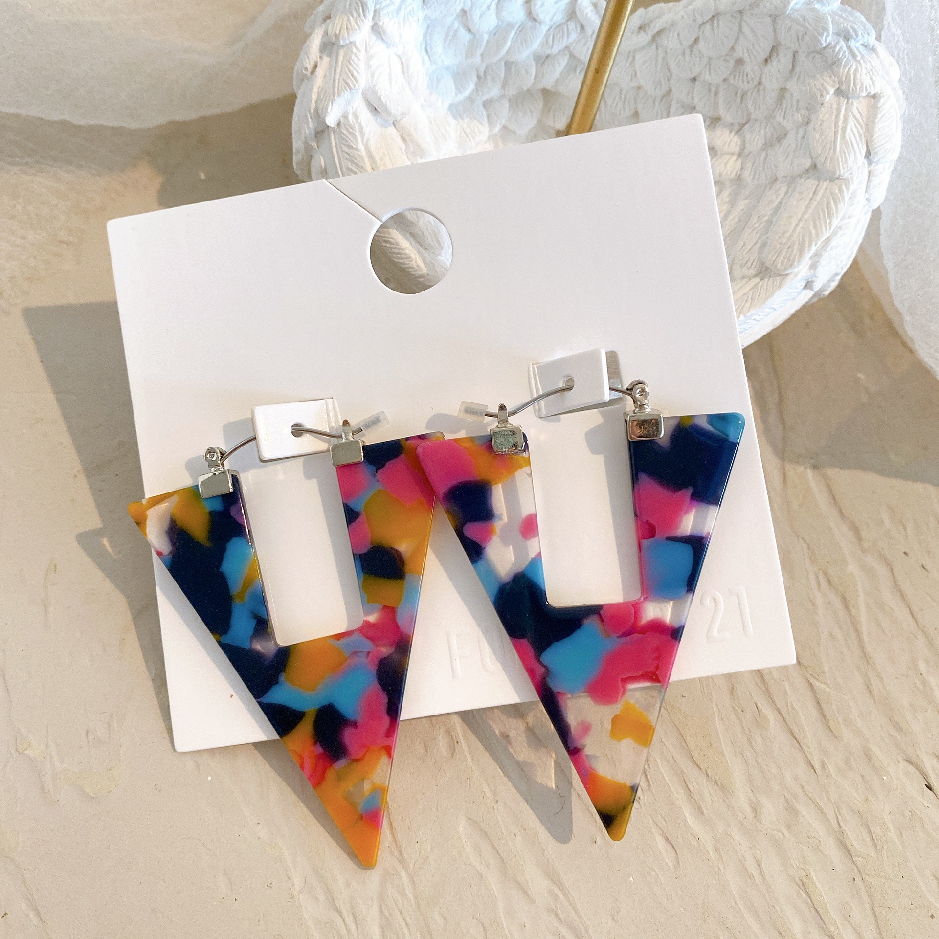 Women's Exaggerated Fashion Triangle Acrylic Earrings No Inlaid Drop Earrings display picture 2