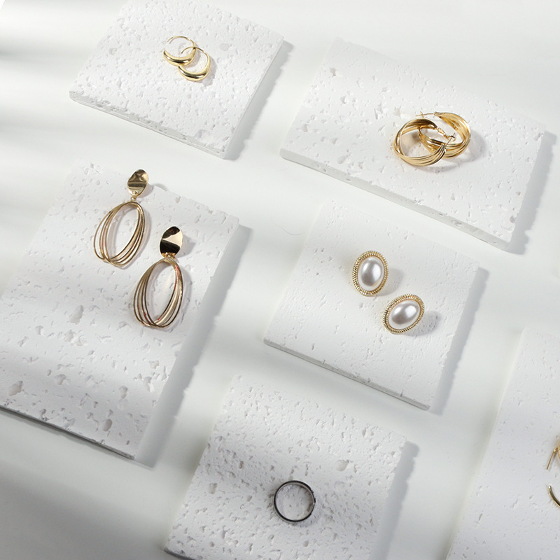 Cave Stone ins Photo Props Decorative Ornaments Jewelry Earrings Necklace Cosmetic Pendulum Shooting Props Background