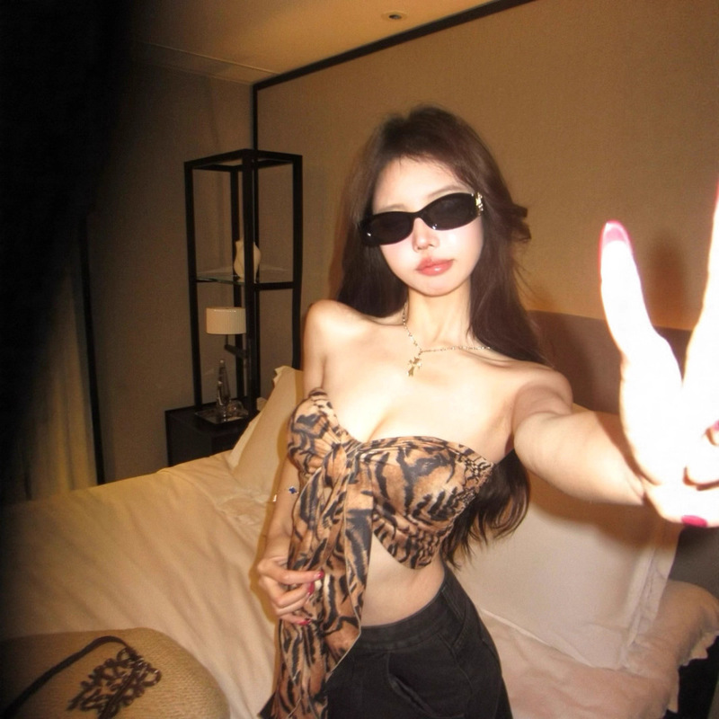 American Hot Girl Leopard Print Backless Tube Top Women's Summer Sleeveless Breast-Wrapped Design Pure Lust Ribbon Top for Outer Wear