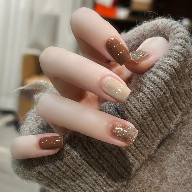 Flash short beige Brown glitter smudging nail beauty autumn and winter high-grade wear nail detachable fake nail nail nail piece Flash short beige Brown glitter smudging nail beauty autumn and winter high-grade wear nail detachable fake nail nail nail piece