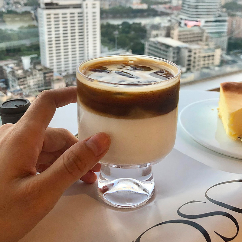 Taza de vino de vidrio de viento ins Taza de jugo Taza de postre creativa curva Taza de café Taza de color de helado de bricolaje