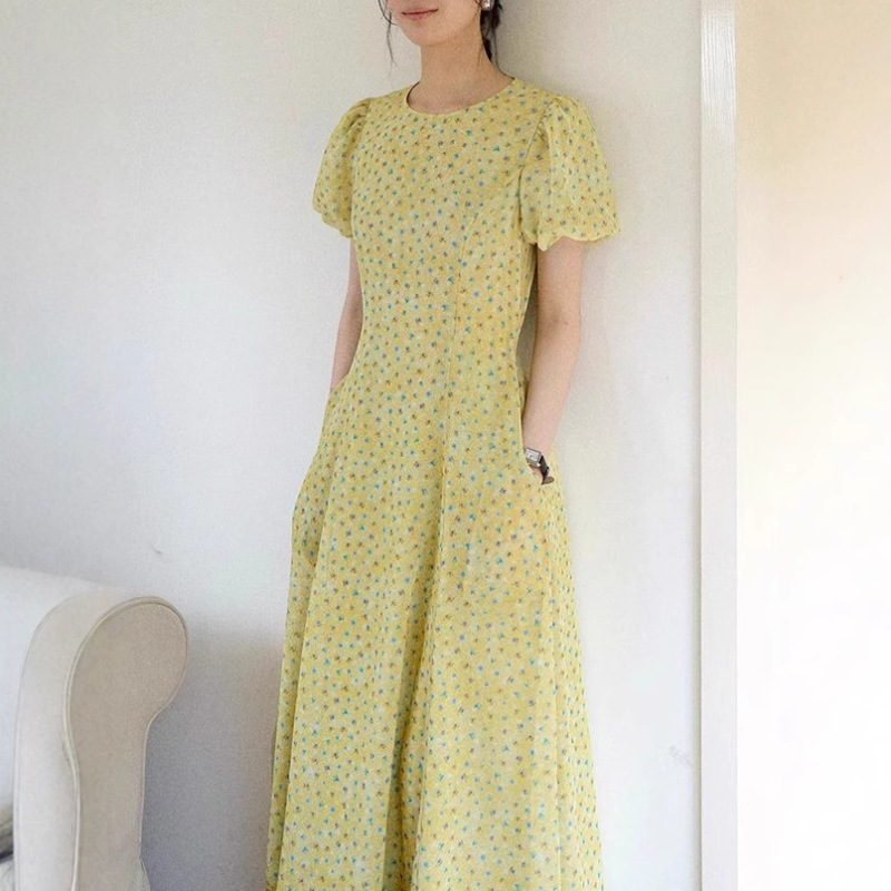 Lalaglow Take a Bite of Clear Pear French Puff Sleeve Floral Dress Women's Summer Waist Slimming Lalaglow Take a Bite of Clear Pear French Puff Sleeve Floral Dress Women's Summer Waist Slimming