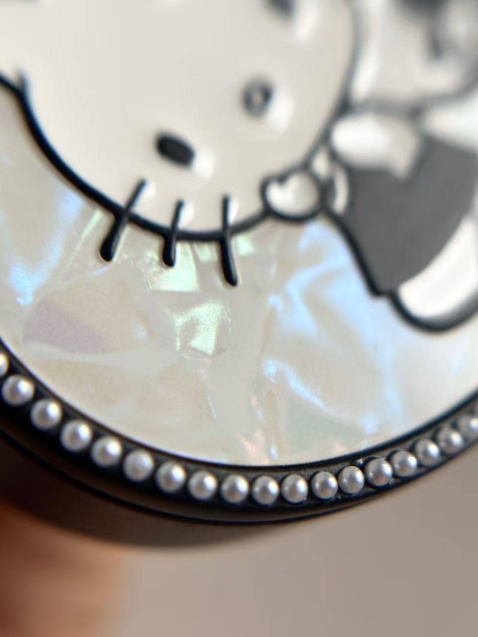 Hello Kitty Beast Pai Collaboration Car Interior Fragrance Birthday Gift Car Fragrance Diffuser