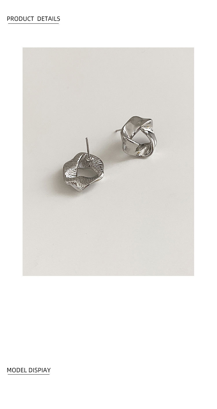 M ö bius women's new trendy and simple metal texture Korean version internet famous temperament earrings_voghion.com
