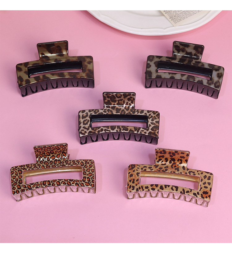 56g Weight Hair Claws Hair Accessories Type 1 Piece Quantity Holiday, Daily Occasion Plastic Material Leopard Pattern Women's Gender Printing, Hollow Out Design Retro Style Women's Retro Leopard Plastic Printing Hollow Out Hair Claws 无