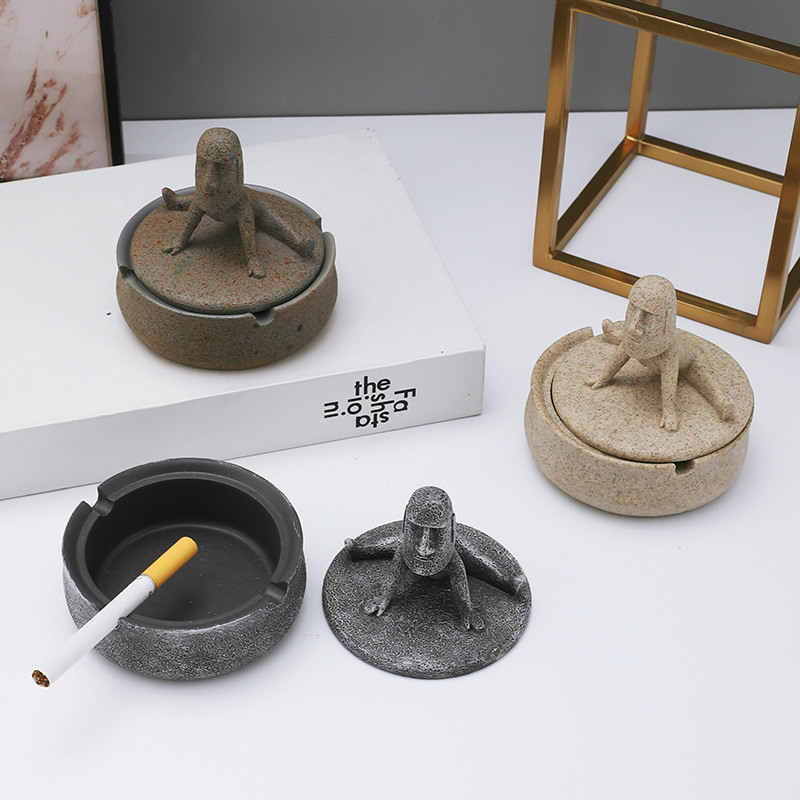국경 간 새로운 MOAI 재떨이 이스터 아일랜드 스톤 헤드 개인화 된 재떨이 창조적 인 요가 재떨이 뚜껑