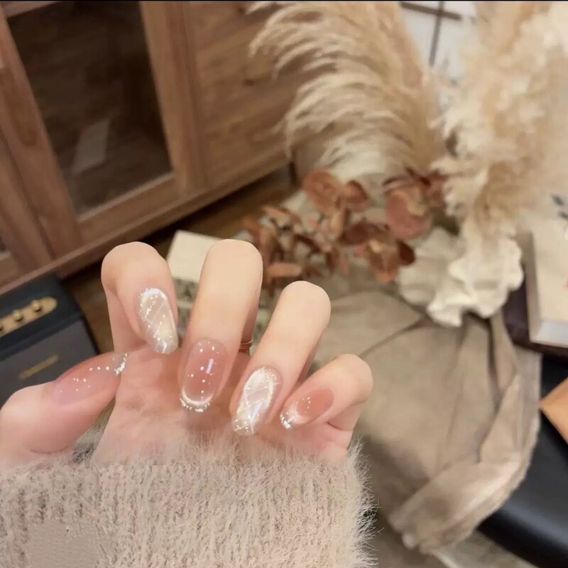 【Minimalism】 Purely Handmade Wearable Nails with High-End Diamond Pattern Cat-Eye French Style, Trendy and Versatile