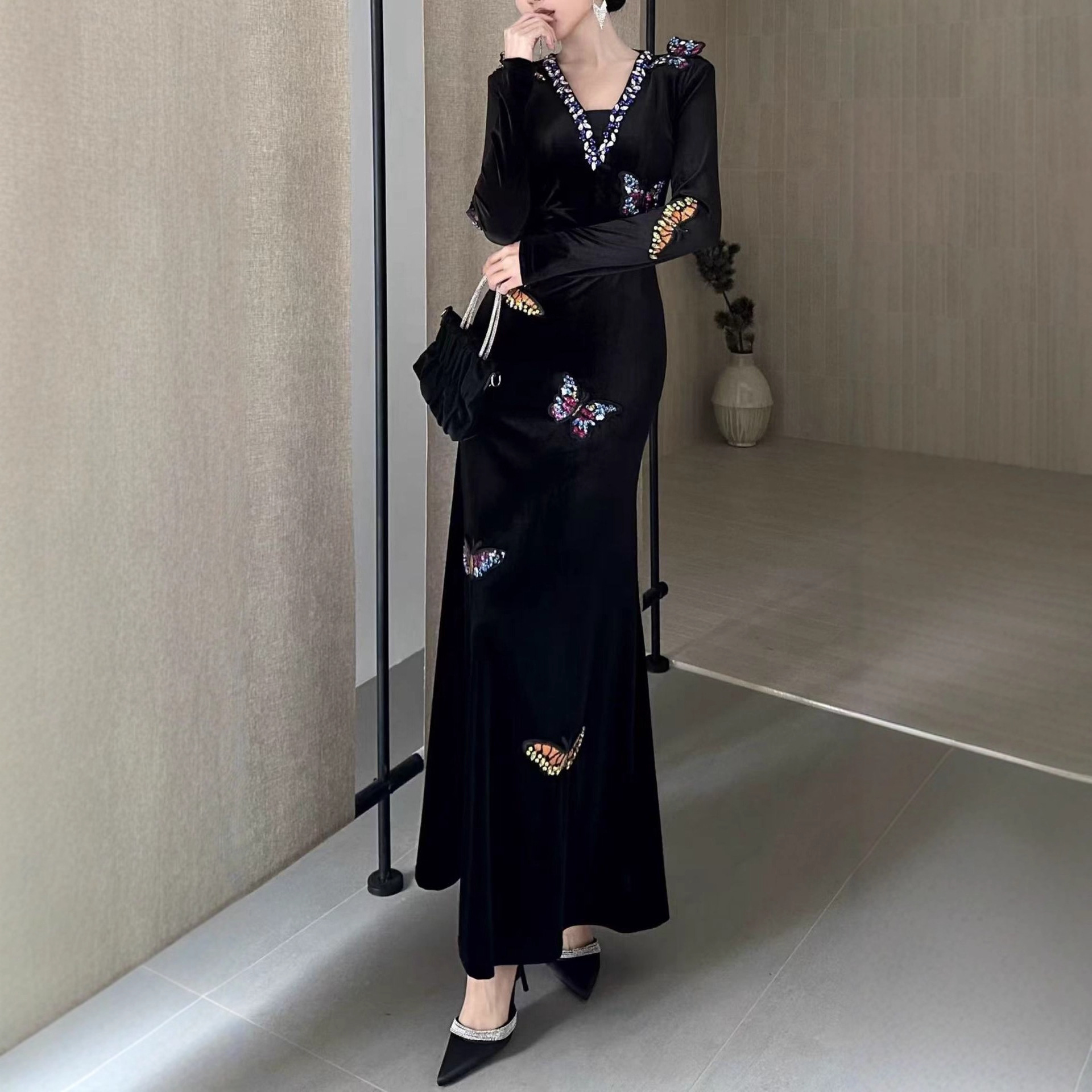 Elegant and Exquisite Long Dress for Women 2025 New Model with Intricate Diamond Design, Elegant Slim-Fit Mermaid Dress