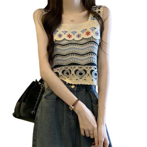 French retro suspender top hollow crochet ethnic style knitted vest for women summer outerwear seaside vacation new fashion