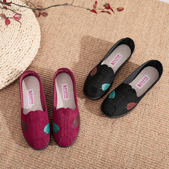 Old Beijing Fabric Shoes Women's Fabric Shoes Spring and Autumn Middle-Aged and Elderly Mother Shoes Loose Fit 34-42 Anti-Slip Soft Sole Grandmother Shoes