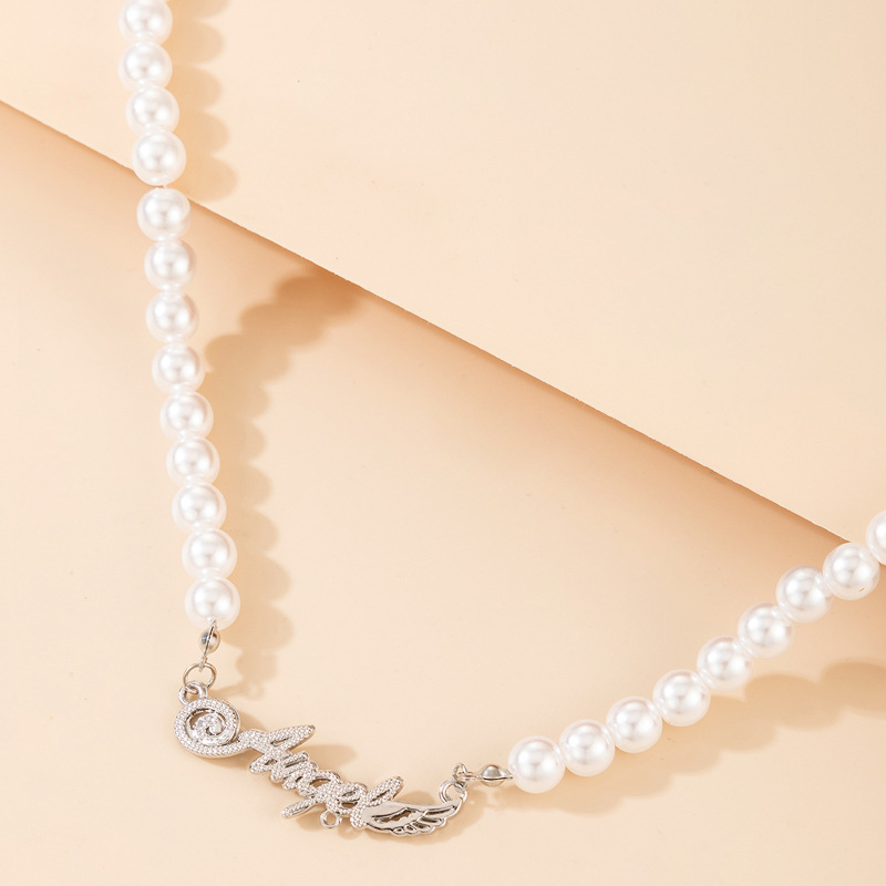 Mode Buchstabe Wings Perle Geometrische Unregelmige Perlen Einschichtige Halskettepicture4