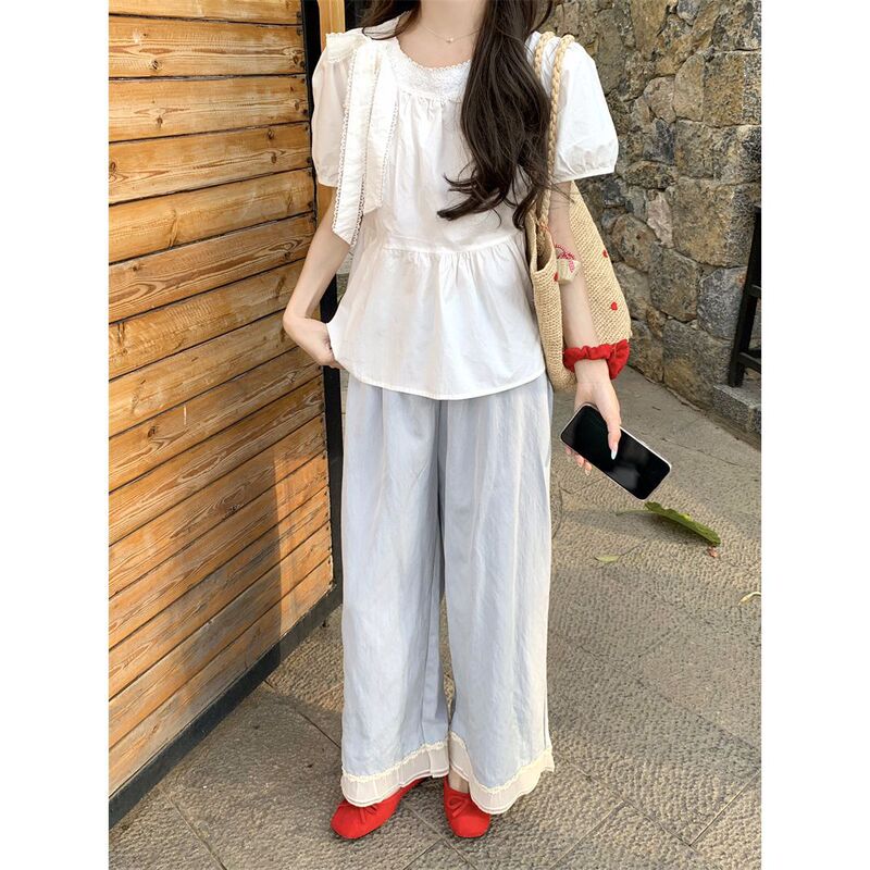 2025 Autumn Hot-Selling Niche Minimalist French Lace Patchwork Blouse for Young Ladies, Summer Casual Wear
