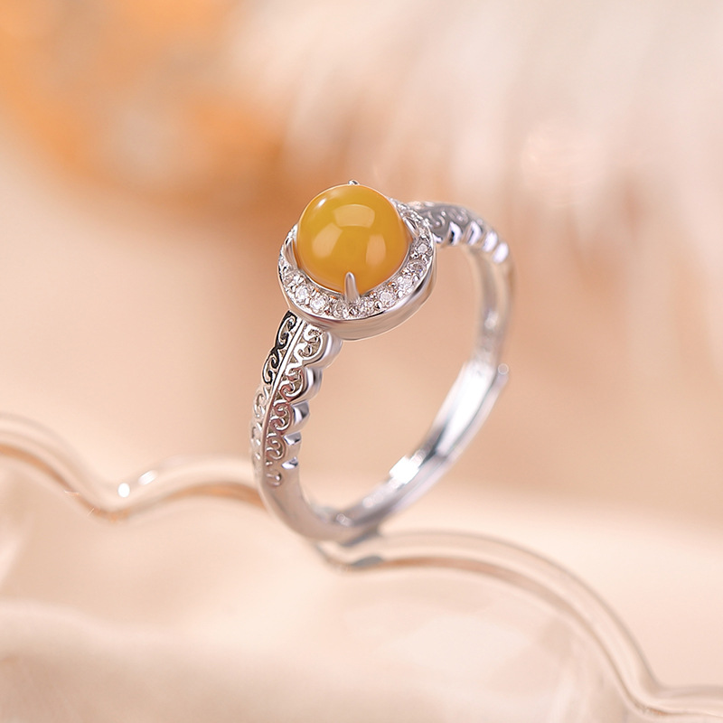 Nhẫn bạc S925 hạt tròn sáp ong dầu gà vàng phong cách Trung Hoa đơn giản cao cấp — một mảnh