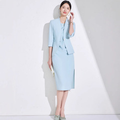 春と秋の七分袖の小さいスーツの中袖のコートの女性のズボンのワンピースの2つのセットは優雅なファッションのハイエンドの潮を詰めます。