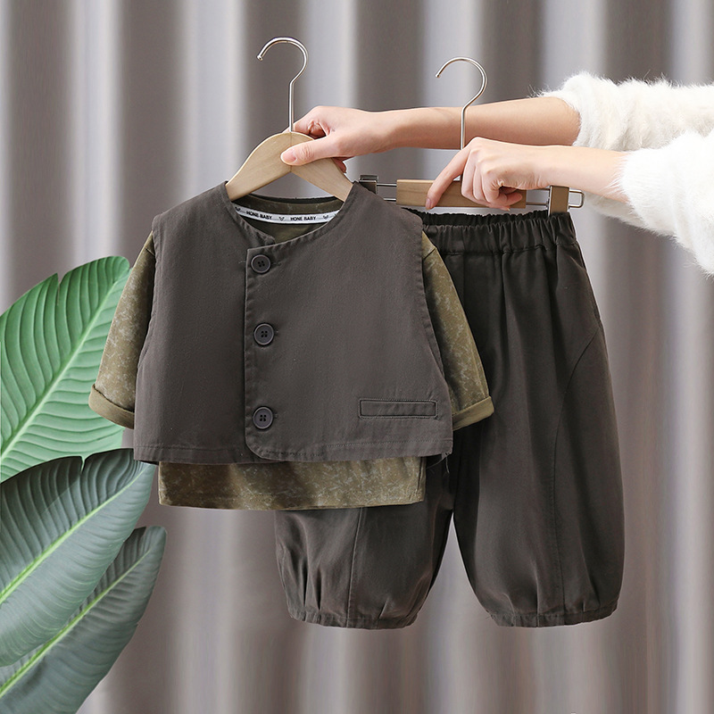 7610 traje de primavera para niños 2025 nuevo chaleco de primavera y otoño para niños de tres piezas ropa de primavera para niños de estilo occidental