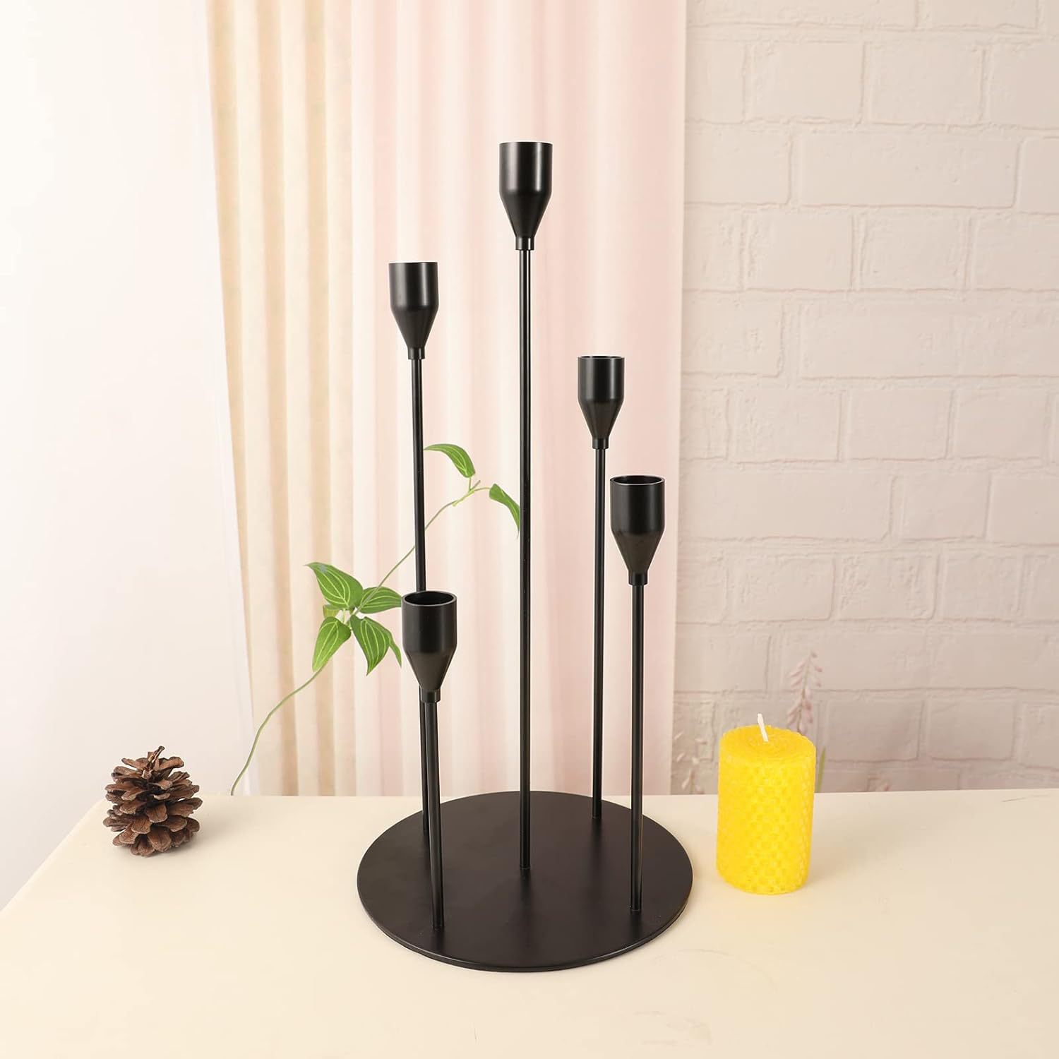 Accesorios de boda transfronterizos metal 5 brazos candelabro fiesta de cumpleaños hogar candelabro restaurante occidental decoración de mesa de boda