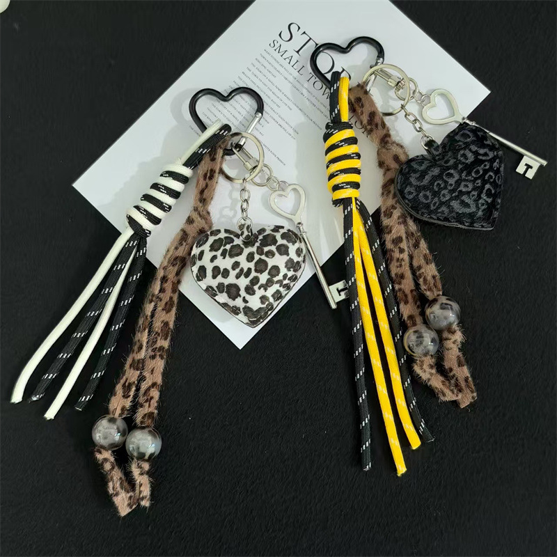 Leopard Print Leather Heart-Shaped Creative Woven Rope Keychain Backpack Pendant Bag Decoration Wholesale Graduation Gift Leopard Print Leather Heart-Shaped Creative Woven Rope Keychain Backpack Pendant Bag Decoration Wholesale Graduation Gift