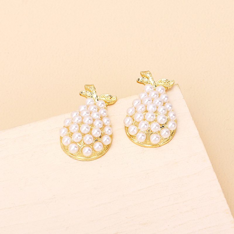 Wholesale Jewelry Pear Shape Pearl Stud Earrings Nihaojewelry display picture 4