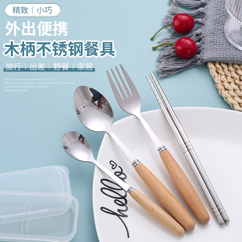 Source Manufacturer Stainless Steel Portable Cutlery Retro Beech Wood Handle Cutlery Student Spoon Fork Chopsticks Cutlery Set