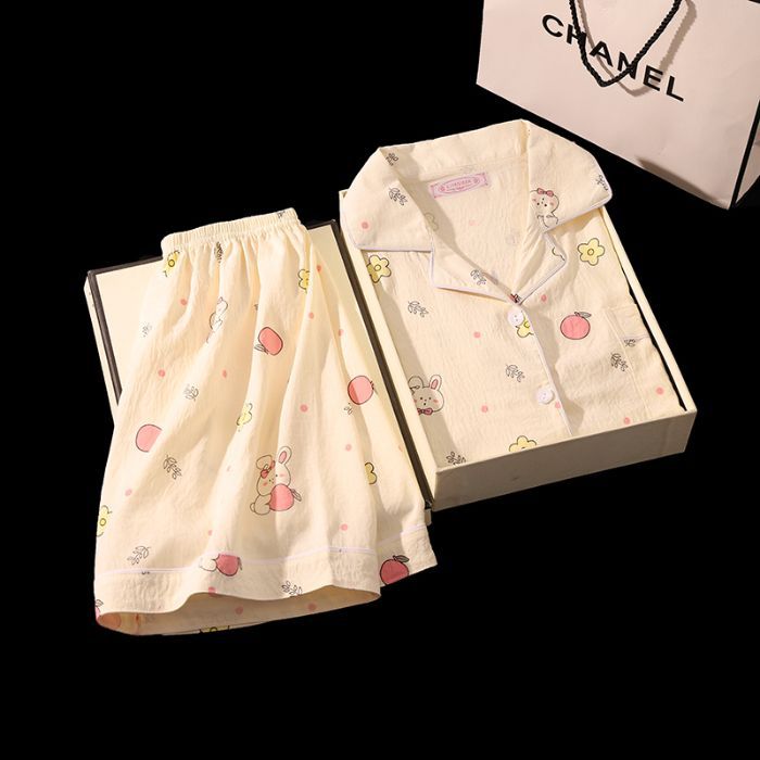 Venta al por mayor transfronteriza nube de algodón 120G estilo caliente pijamas mujeres verano dulces pantalones cortos de manga corta dibujos animados ropa para el hogar traje