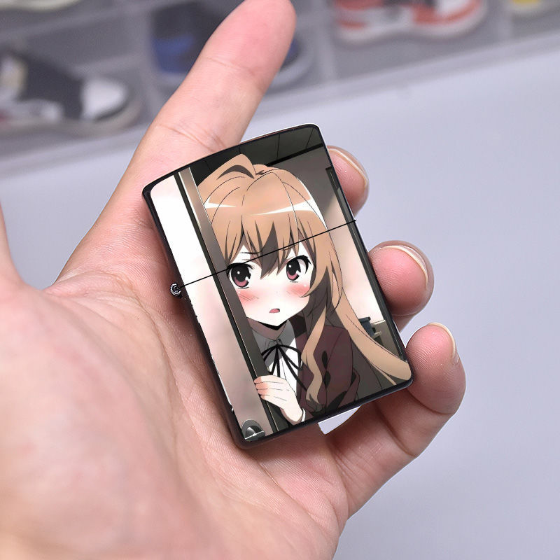 可爱动漫打火机煤油打火机金属防风明火砂轮翻盖ins个性创意专用