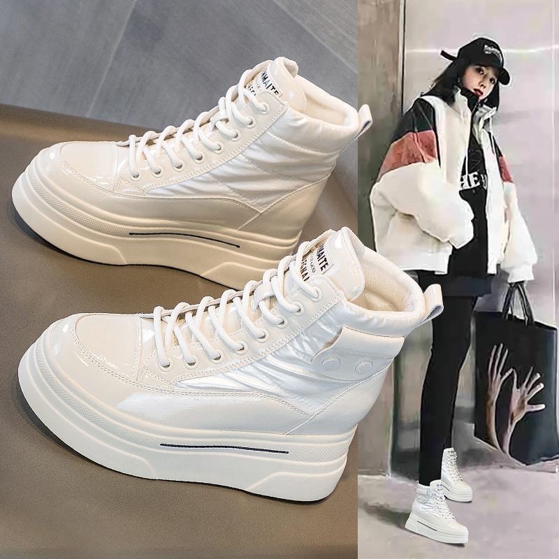 2026 autumn and winter new collection: women's casual ankle boots with hidden heel, warm and comfortable, featuring thick fleece lining and suitable for snowy weather
