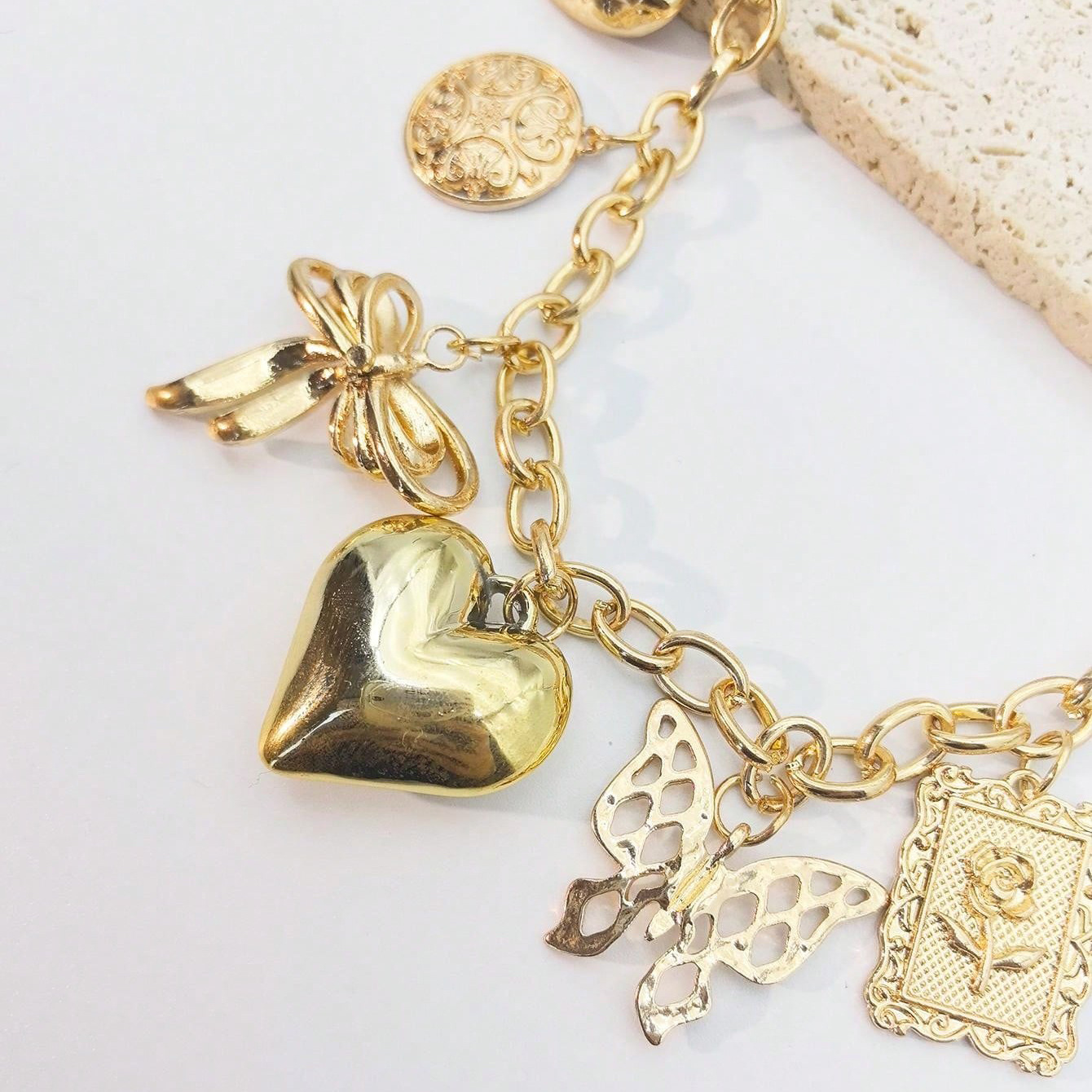 Plating, Inlay Design IG Style Vintage Style Heart Shape Rose Bow Knot Rhinestones CCB Alloy Cuban Link Chain Curb Chain Layered Necklaces Wholesale