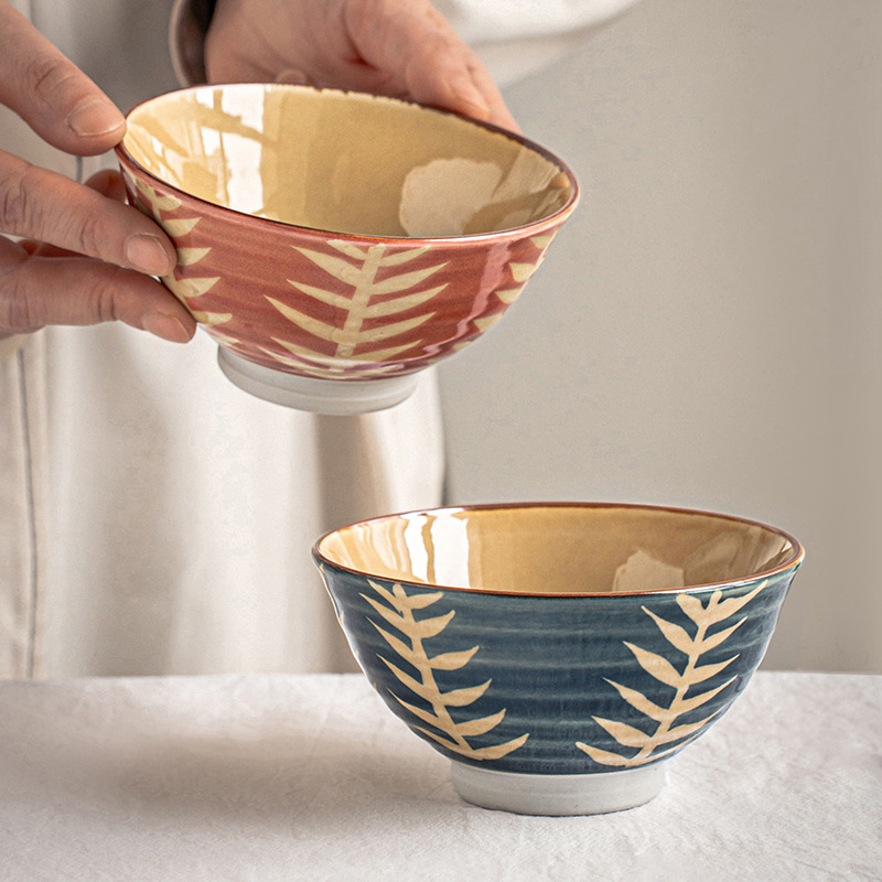 Olvídate de la preocupación de la hierba tazón de cerámica de arroz de pies altos tazón de arroz de estilo japonés tazón de mesa tazón de comida de vacaciones felices en la casa tazón exportación transfronteriza