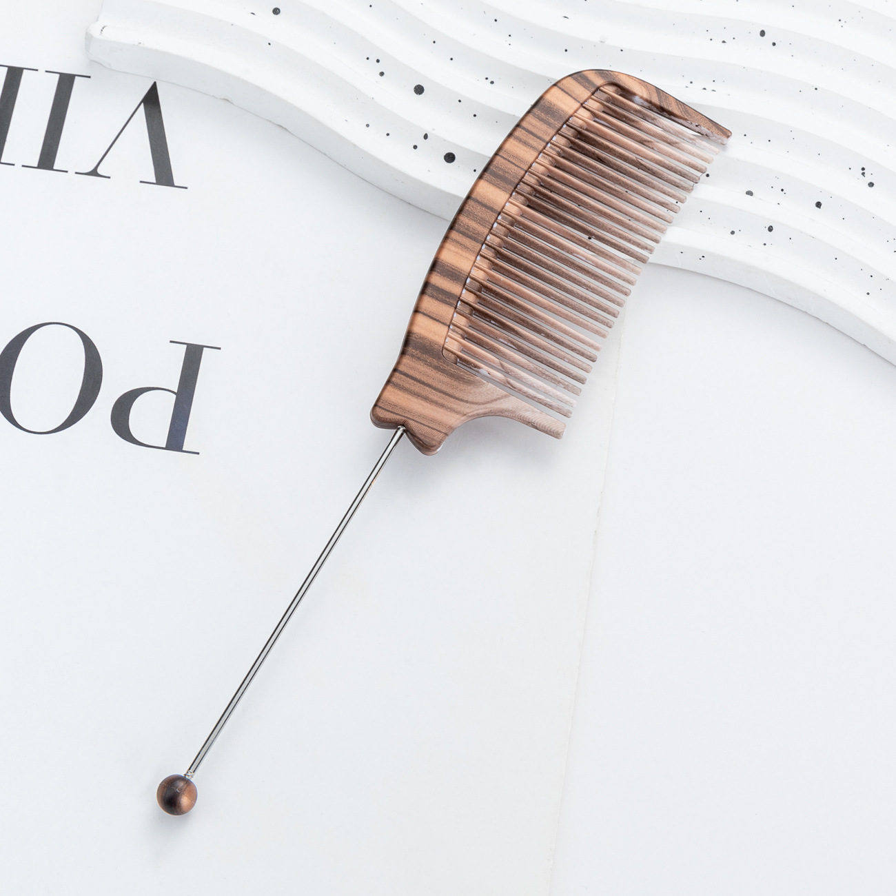 Nuevo peine de grano de madera con cuentas de bricolaje, peine de belleza, peine de peinado de belleza, peine de aguja de acero, peine de cola de punta de plástico al por mayor