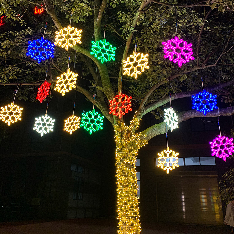 Lámpara de copo de nieve LED impermeable al aire libre de cadena de luz flexible con paisaje de copo de nieve ambiente festivo luces de colores colgantes luces decorativas de árboles