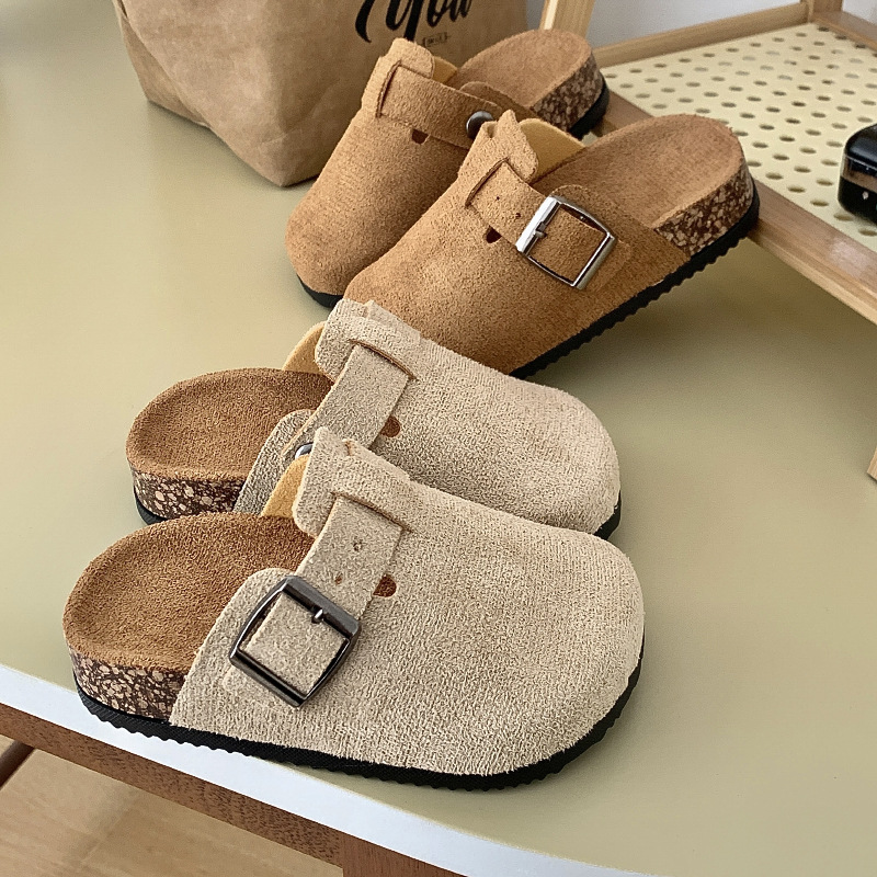 Fashionable Children's Cork Shoes, Summer Comfortable Non-Slip Toe-Cap Half Slippers for Boys and Girls, Retro Outer Wear Sandals Wholesale
