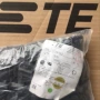 一个正品黑色护套
