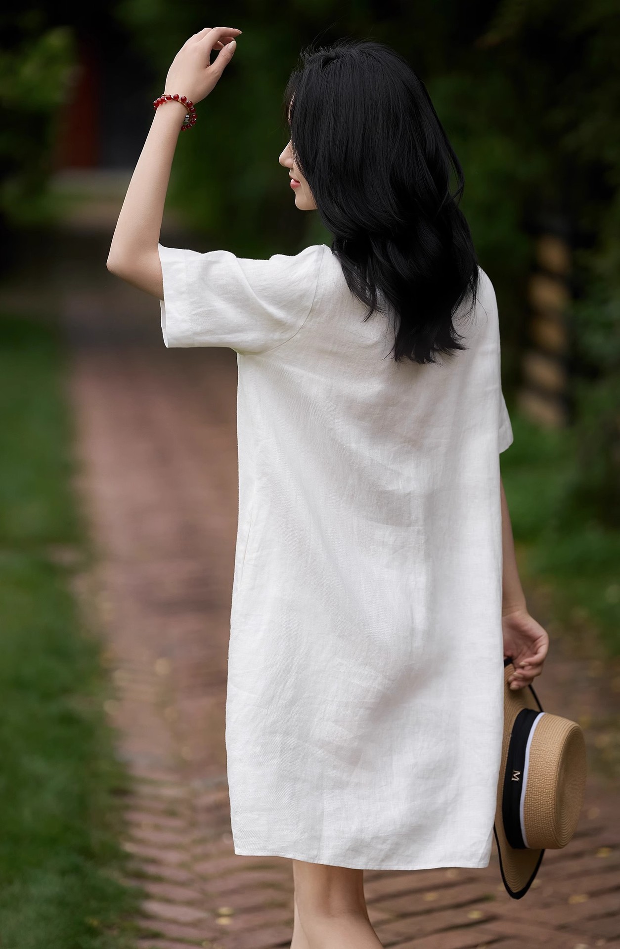 Váy linen trắng dáng suông cổ tròn đa năng — trắng chi tiết 3