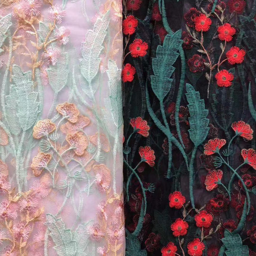 厂家直销新款蕾丝童装花边面料 蕾丝面料 花边面料 刺绣面料花边