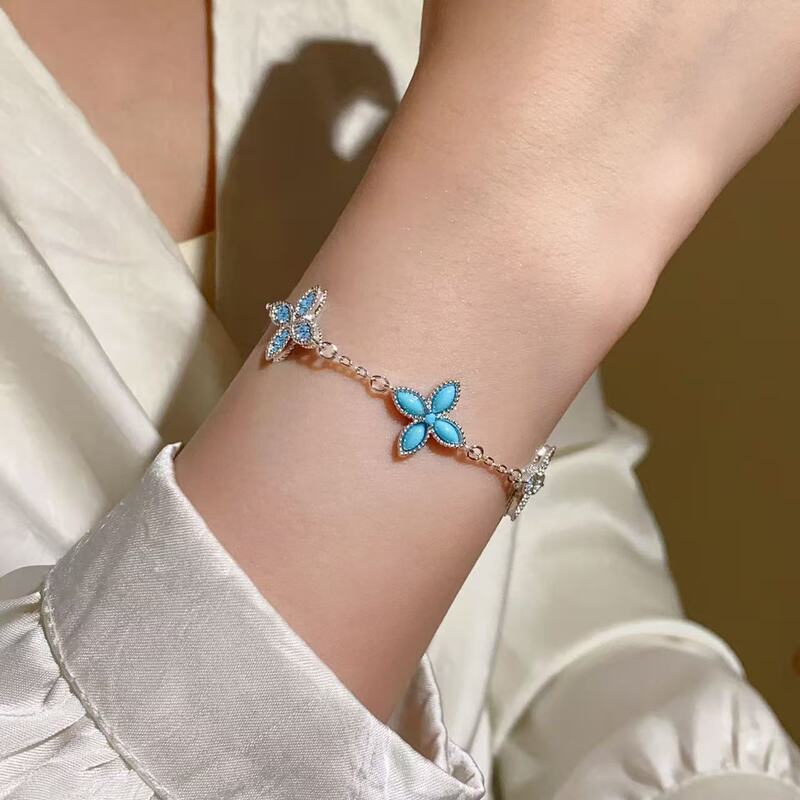 Summer new niche design aquamarine bracelet for women, four-leaf clover zircon inlay, light luxury, high-end, versatile for layering Summer new niche design aquamarine bracelet for women, four-leaf clover zircon inlay, light luxury, high-end, versatile for layering