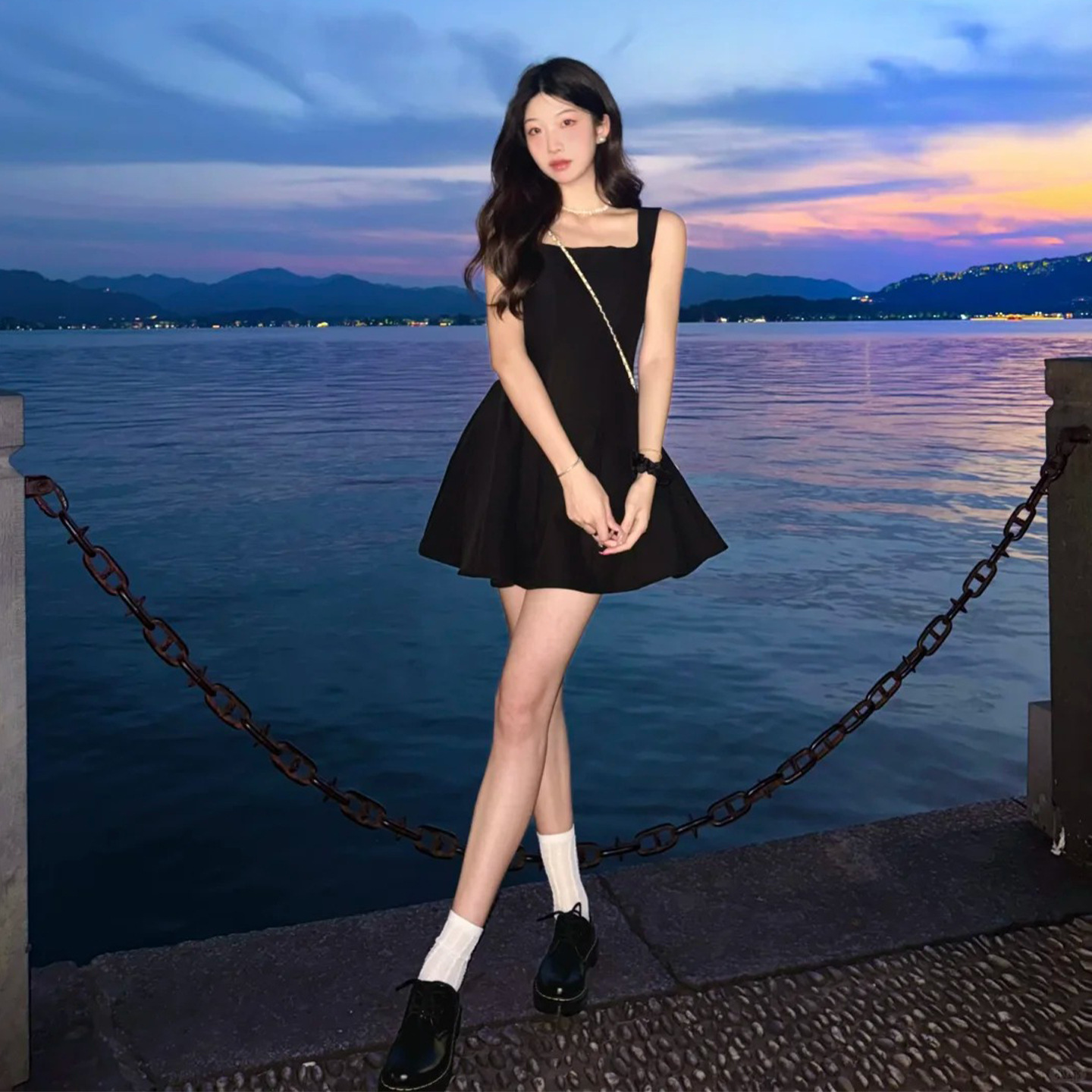 Black Waist-Cinching Dress for Women, Summer 2026 New Style, Very Flattering and Slimming, Strap Dress, Summer A-Line Short Dress for Petite Figures