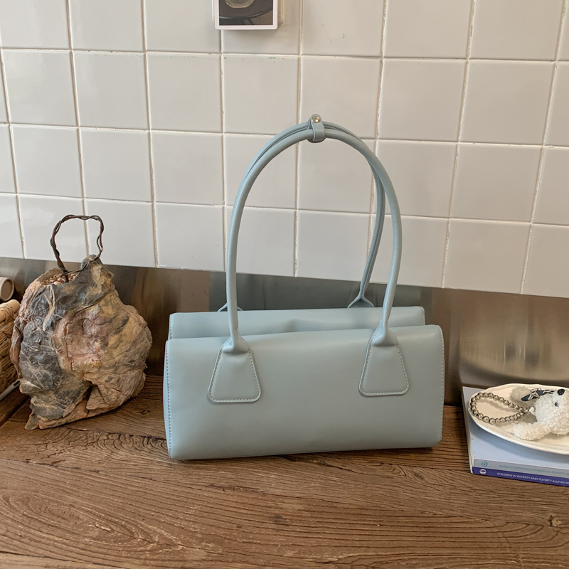 Bolsa de almohada fresca retro de gran capacidad, bolso de hombro de moda extranjera, textura coreana, bolso de moda diaria.