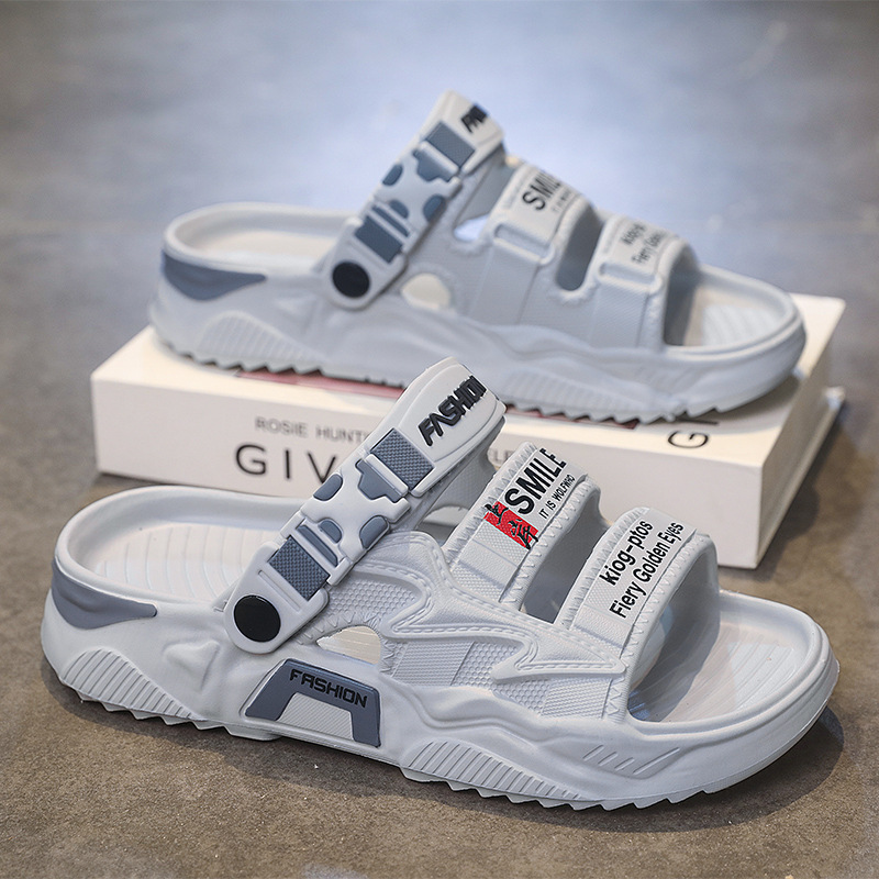 Zapatillas para hombres de verano con suela gruesa para usar nuevas sandalias de playa deportivas casuales antideslizantes al aire libre para hombres