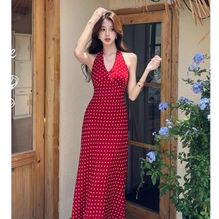��ʽ�͹�����V�I�tɫ���c�첱�B��ȹŮ�ļ�¶�������o�䱳���Lȹ