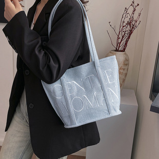 ��ɫë��Gentle Woman����˻@�Ӱ���2025�¿�̽���ĸ���e�μ��