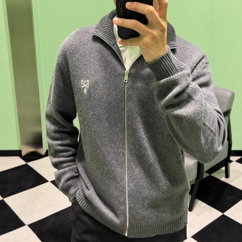 Correct Version Autumn and Winter Triangle Badge Wool Embroidered Zipper Stand Collar Cardigan Unisex Casual Versatile Fashion Sweater Correct Version Autumn and Winter Triangle Badge Wool Embroidered Zipper Stand Collar Cardigan Unisex Casual Versatile Fashion Sweater
