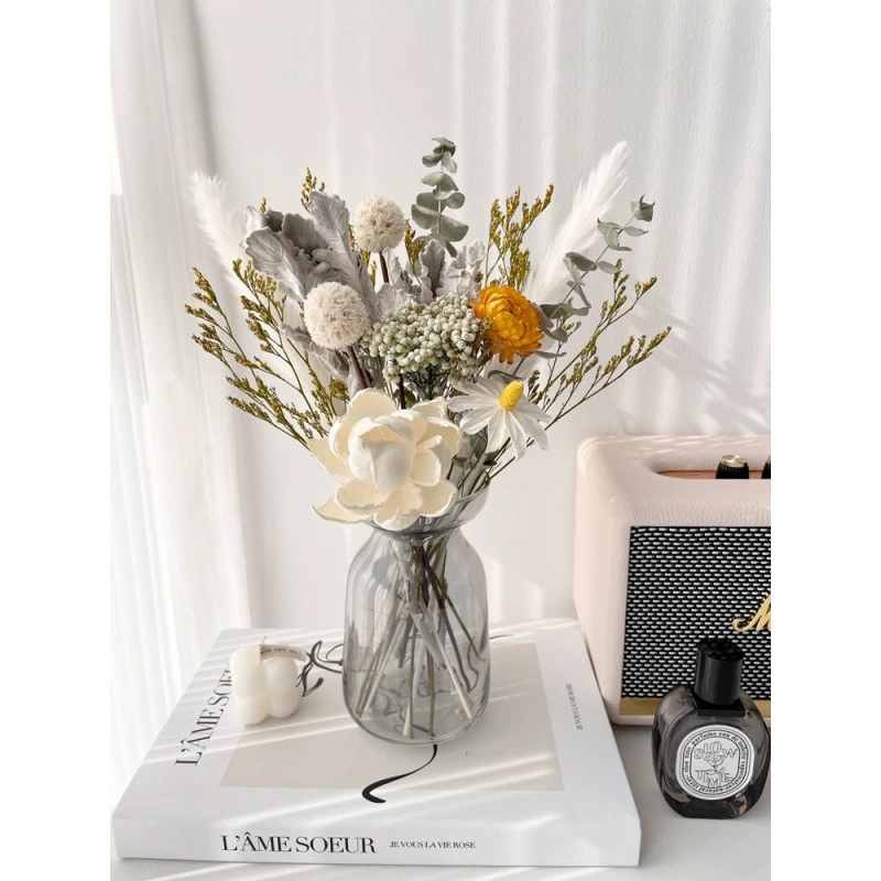 Гостиная, сушеные цветы, элитный букет, украшение, эвкалипт, ромашка, натуральные настоящие цветы, винный шкаф, украшение для стола на стойке регистрации