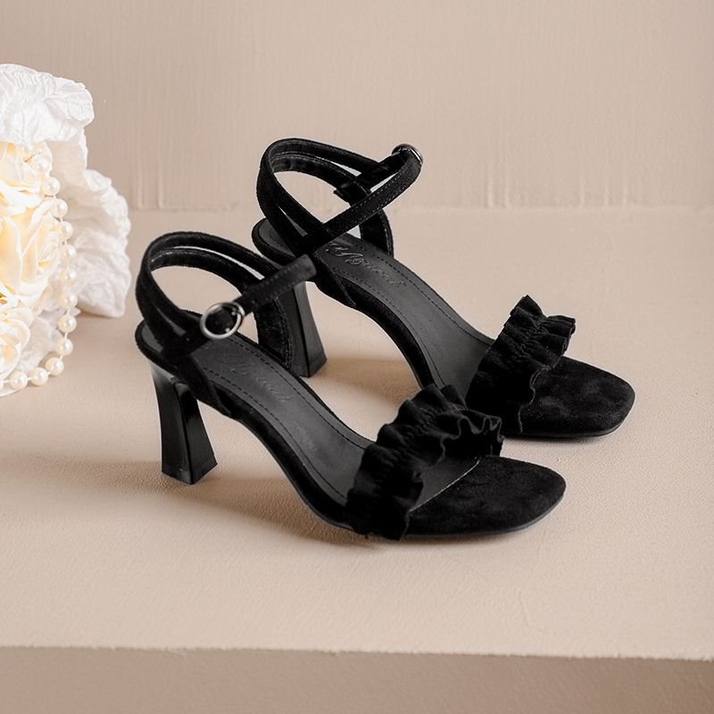 French-Style Black One-Strap High-Heeled Shoes for Women, Niche Design, High-End, Sexy, Elegant, Suitable for Pairing with Dresses, Chunky Heel Sandals