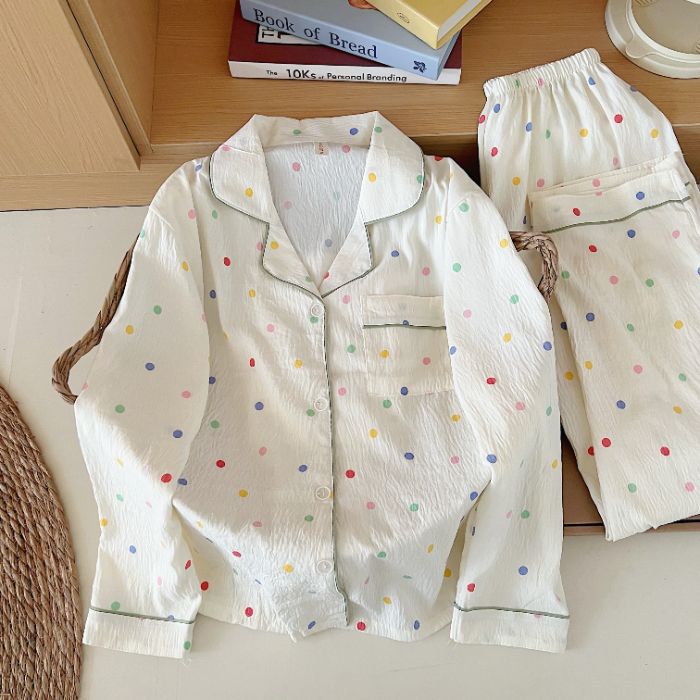 Pijamas de algodón nubes al por mayor transfronterizos pantalones de mangas largas de dibujos animados lindos cardigans con solapa otoño nueva explosión ropa para el hogar