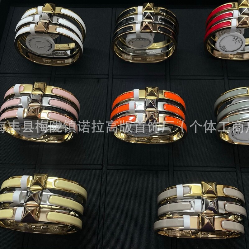 Aijia's New Mini Clic Medor Bracelet, Narrow Version Enamel High Version H Letter Bracelet, European and American Style Bracelet for Men and Women