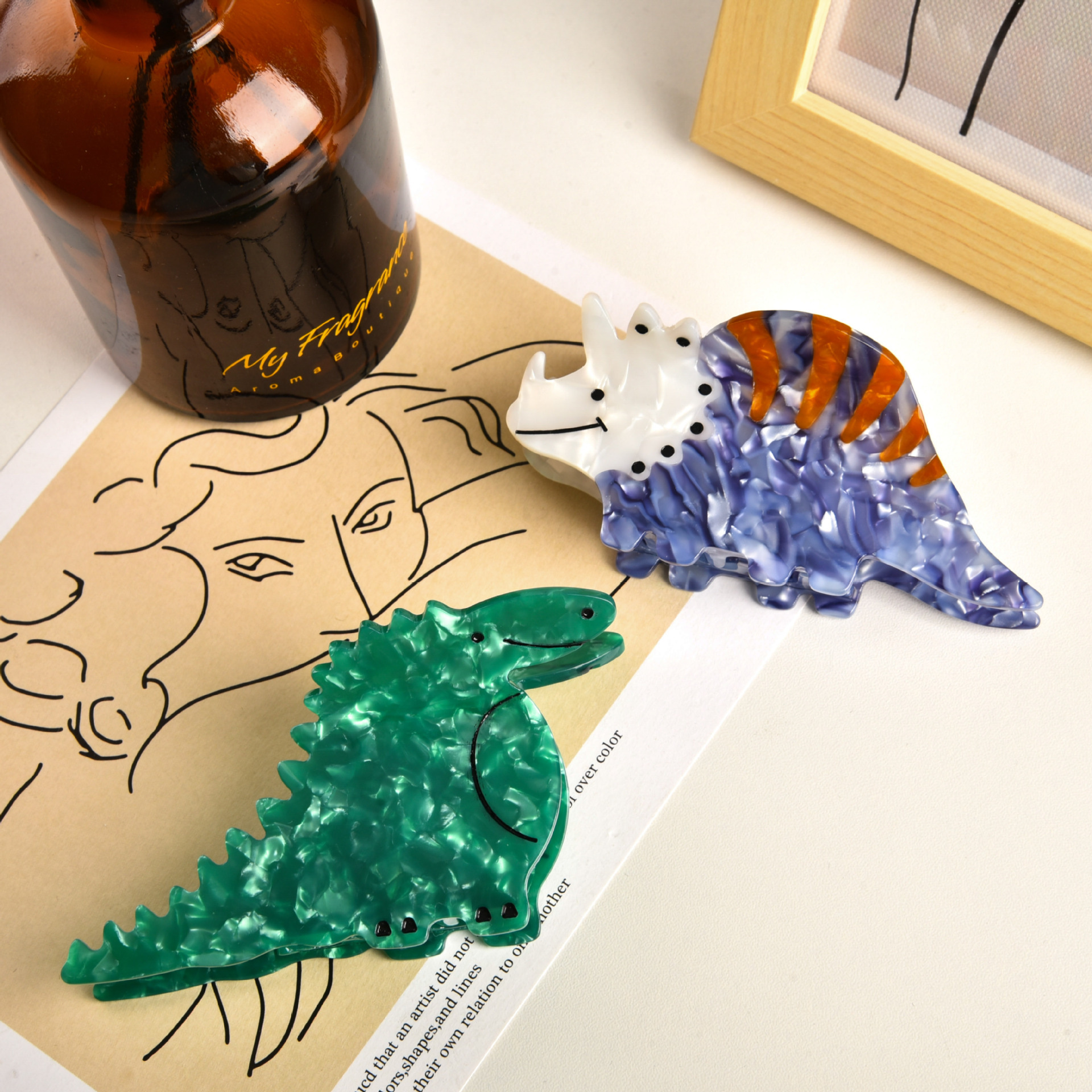 Accessori per capelli YHJ 2024 Nuovo fermaglio per capelli a forma di dinosauro con animali dei cartoni animati, in acetato, con arricciatura posteriore, con squalo_voghion.com