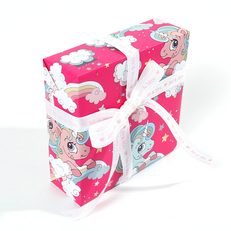 Papel de embalaje de dibujos animados Unicornio serie de papel de embalaje de regalos de cumpleaños para niños paquete de papel de embalaje ecológico