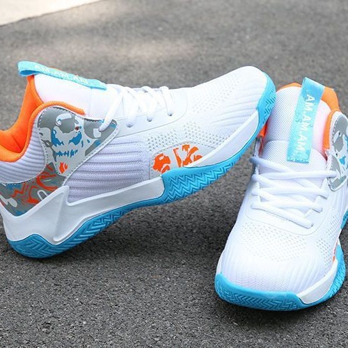 Calzado deportivo para hombre 2025 primavera nuevos zapatos de moda para hombre zapatos Doudou zapatos de baloncesto casuales planos ligeros y cómodos