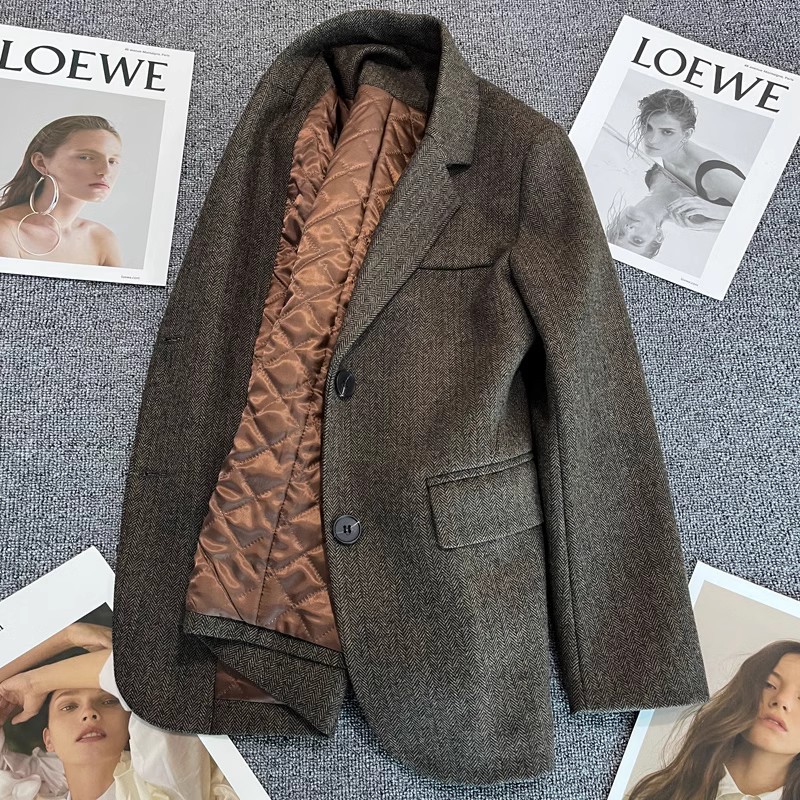 Women's Dark Brown Suit Jacket, 2026 Autumn/Winter New Style, Stylish and Trendy, Versatile and Casual.